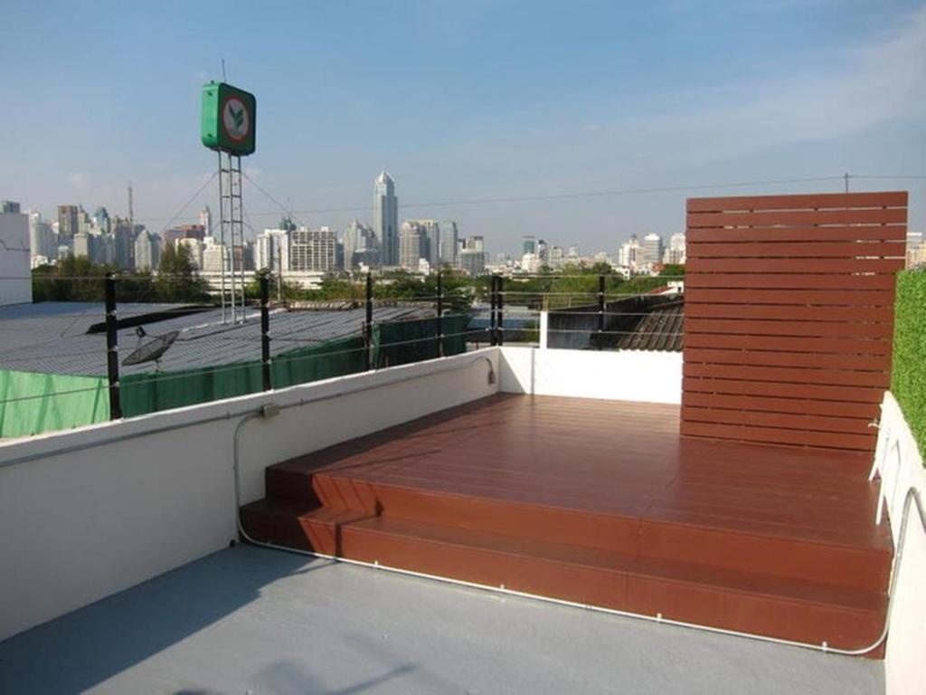 Jellybean Ezy Hostel Sathorn Bangkok Kültér fotó