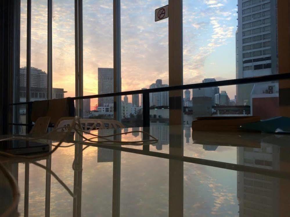 Jellybean Ezy Hostel Sathorn Bangkok Kültér fotó