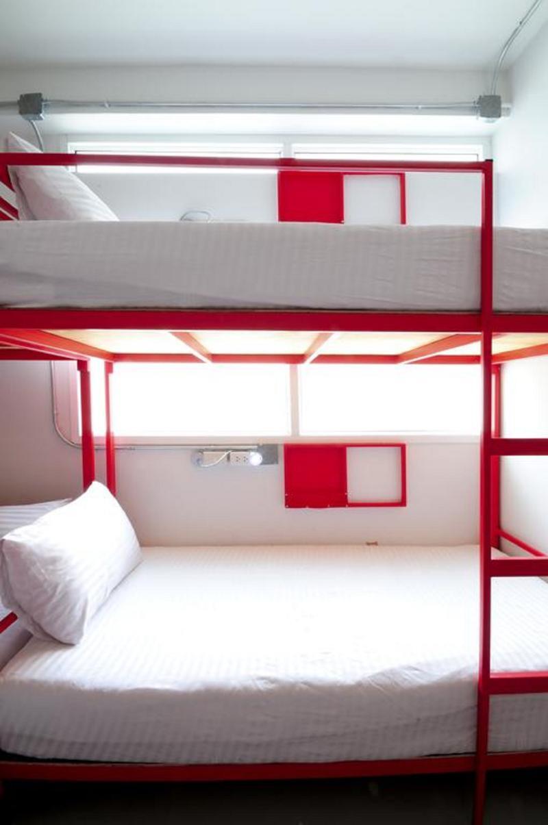 Jellybean Ezy Hostel Sathorn Bangkok Kültér fotó